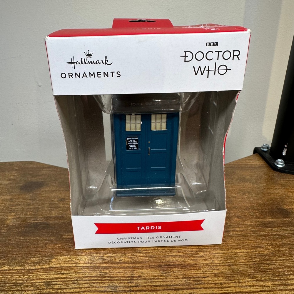 Hallmark Doctor Who TARDIS Christmas Tree Ornament BBC Blue Police Box New
